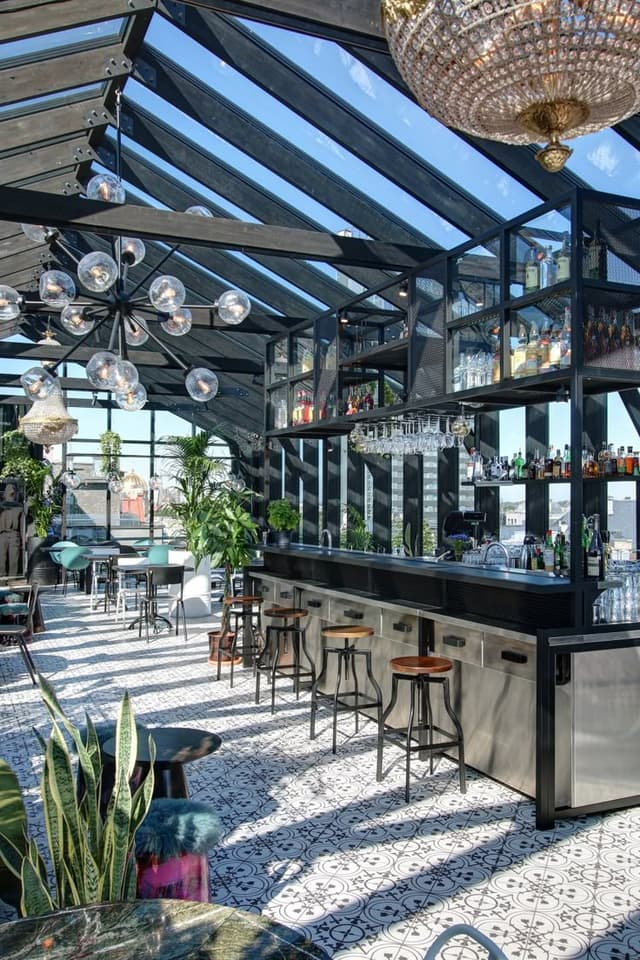 Outdoor Bar