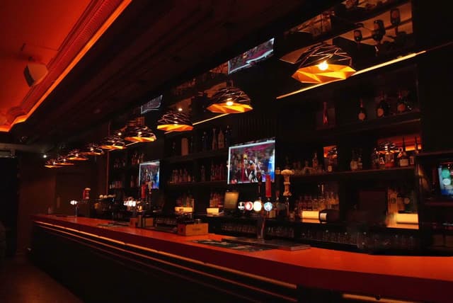 Sports Bar 