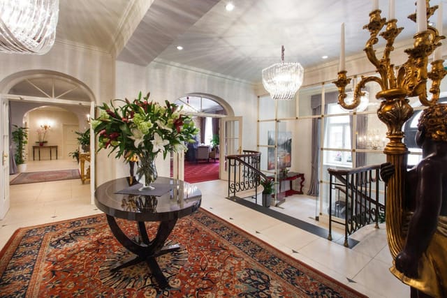 Grand Palace Hotel - >Grand Palace Hotel</a>