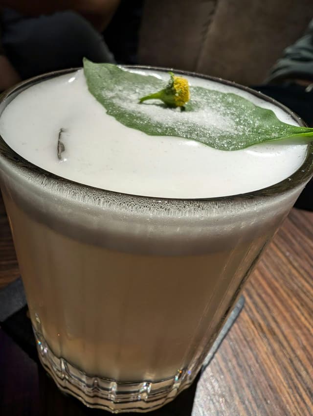 Cocktail bar