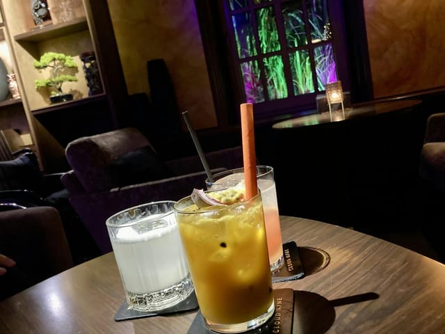 Upscale lounge seating at Cloud Nine, ideal for intimate post-conference networking events.