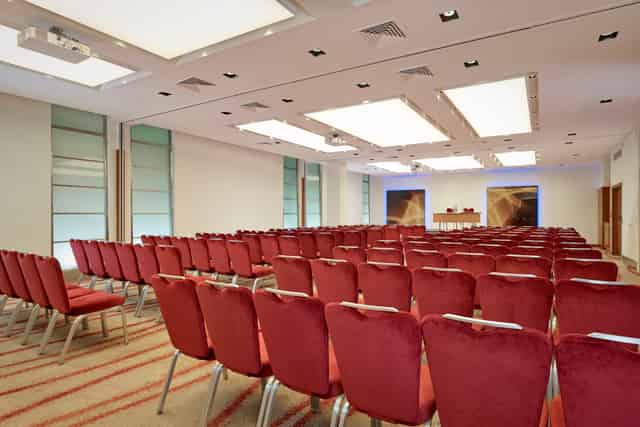 Park Plaza Victoria London