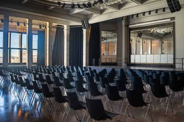 La Sala Columnas