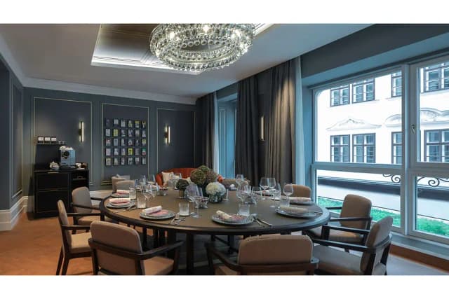 Rosewood Vienna