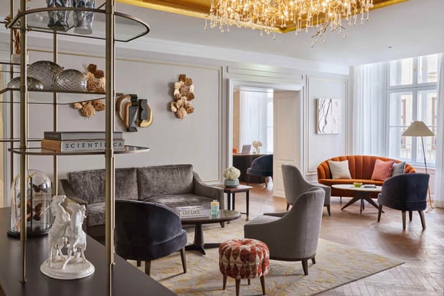 Rosewood Vienna