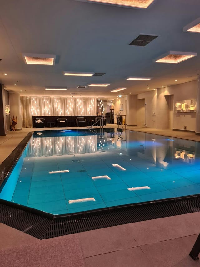 Vienna Marriott Hotel - >Graeme Miller</a>