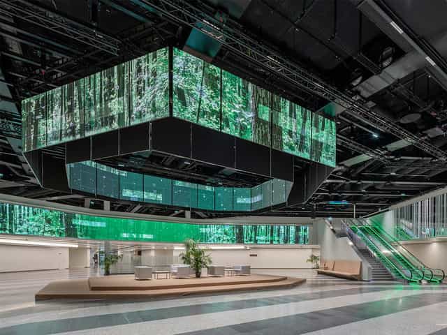 Austria Center Vienna lobby with LED ceiling for immersive brand events and exhibitions.