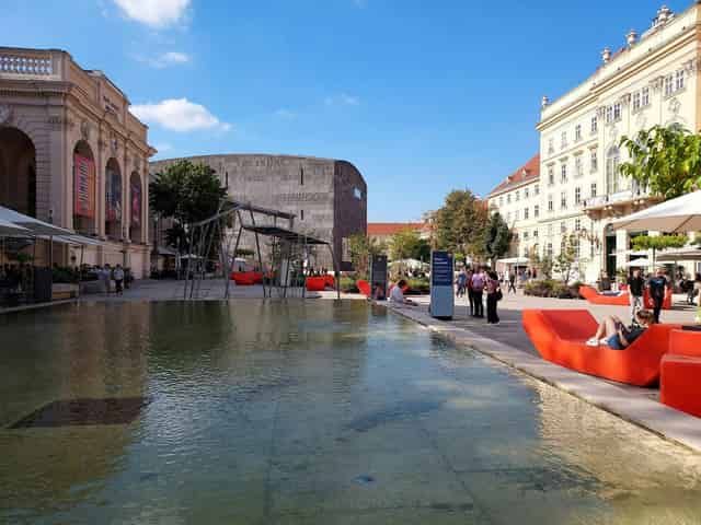 Halle E+G