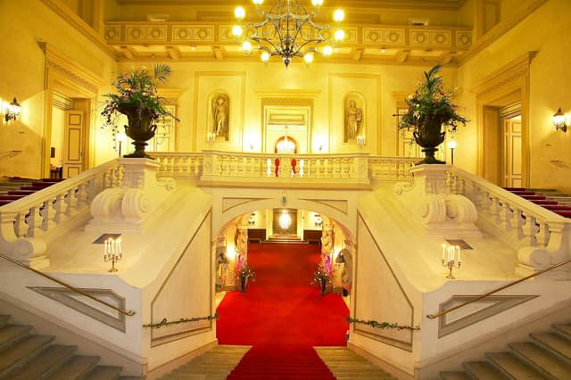Palais Auersperg