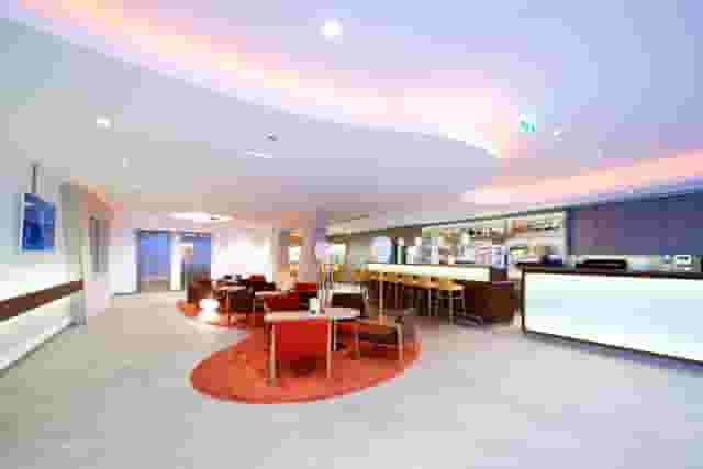 Business Hotel