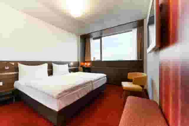 Business Hotel