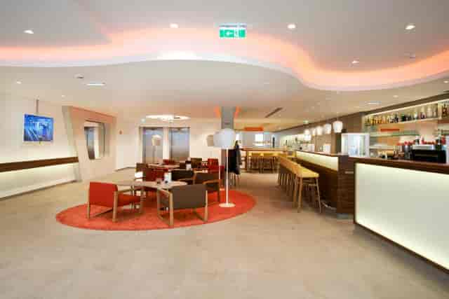HOTEL VIENNA - ACCOMMODATION IN SIMMERING