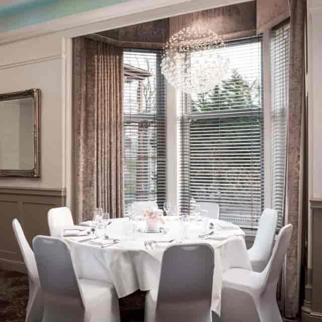 10 Hotel - >Number 10 Hotel</a>