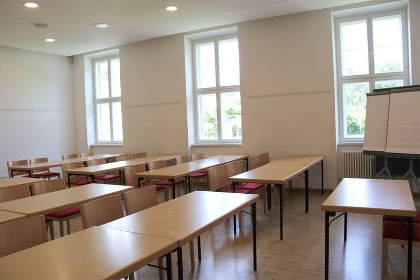 Kardinal König Haus classroom setup for training workshops and business meetings.