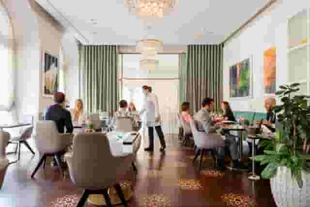 Veranda Brasserie & Bar