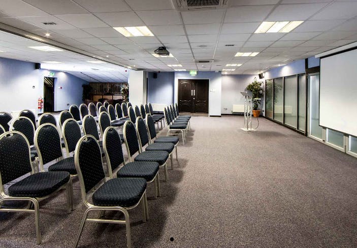 The Heart of England Conference & Events Centre - The CHESTNUT suite image 1