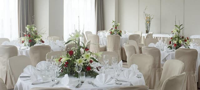 Banquet hall