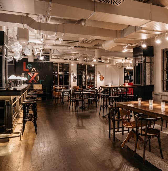 bar