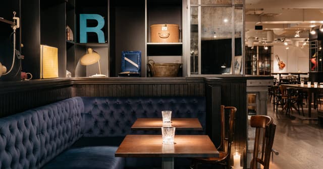 bar