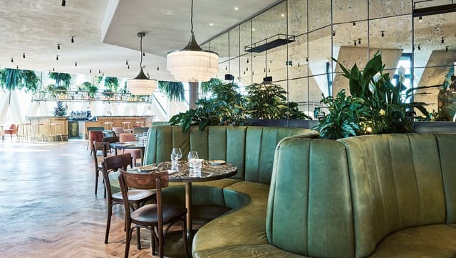 Hotel Motto upscale restaurant for executive dinner networking events.