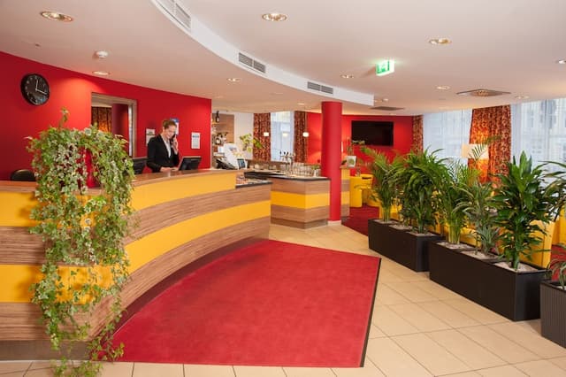 Lounge bar