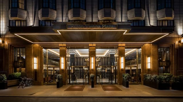 Hilton Hotel Vienna Plaza - City Center ...