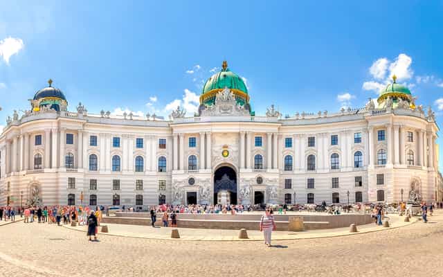 Hofburg Museum Vienna: Grand historic venue for luxury gala receptions and VIP incentive travel.