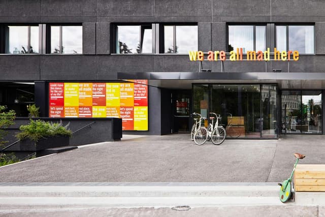 restaurant