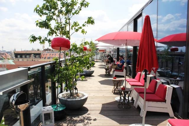 rooftop bar