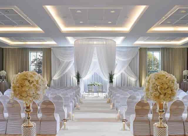 Fairways Hotel Dundalk €88. Dundalk ...
