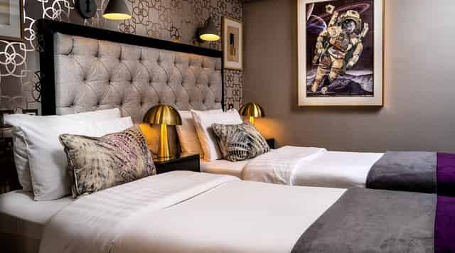 Luxe suites