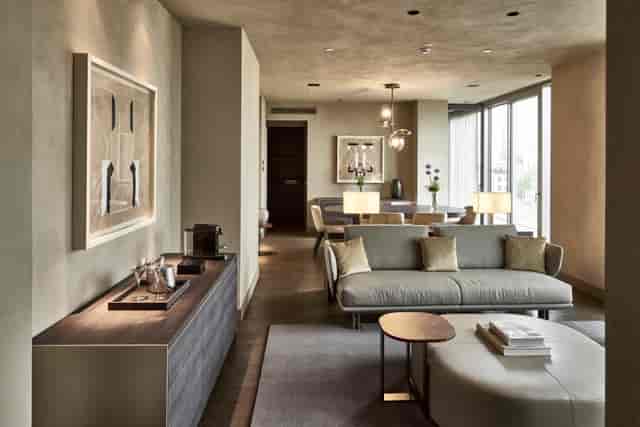 The VIU Suite: Luxury boardroom for VIP meetings and executive events in Milan.