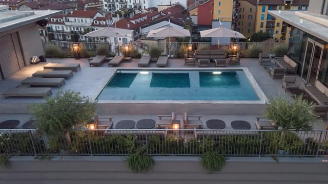 The VIU Terrace Milan: Rooftop venue with skyline views for cocktail receptions and VIP events.