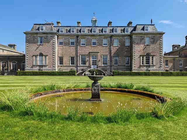 West Gardens at Marchmont House: luxury wedding and gala event venue with sprawling grounds.