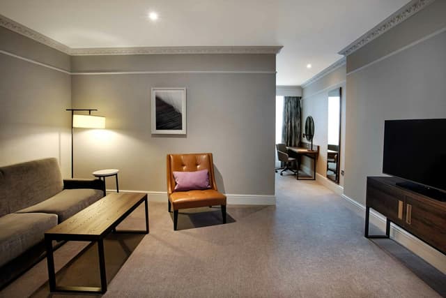 Hilton Edinburgh Carlton
