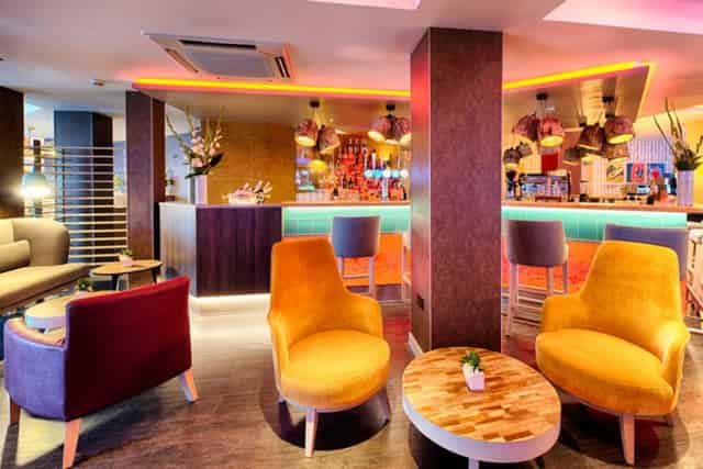Bar