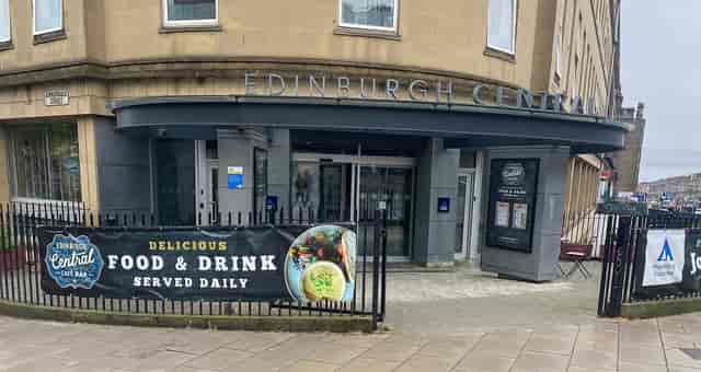 Edinburgh Central hostel exterior for group travel and affordable accommodation.