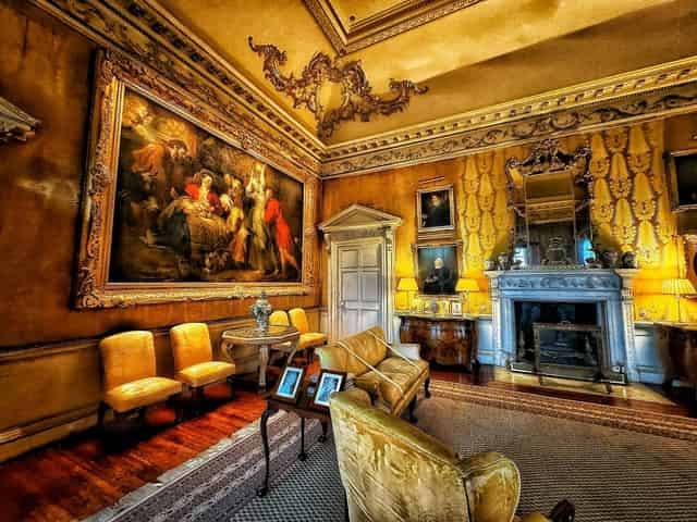 Hopetoun House