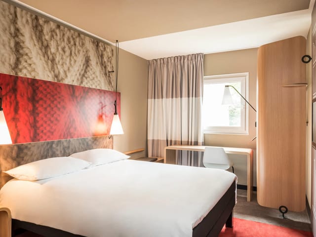 Hotels in Issy Les Moulineaux | Book ...