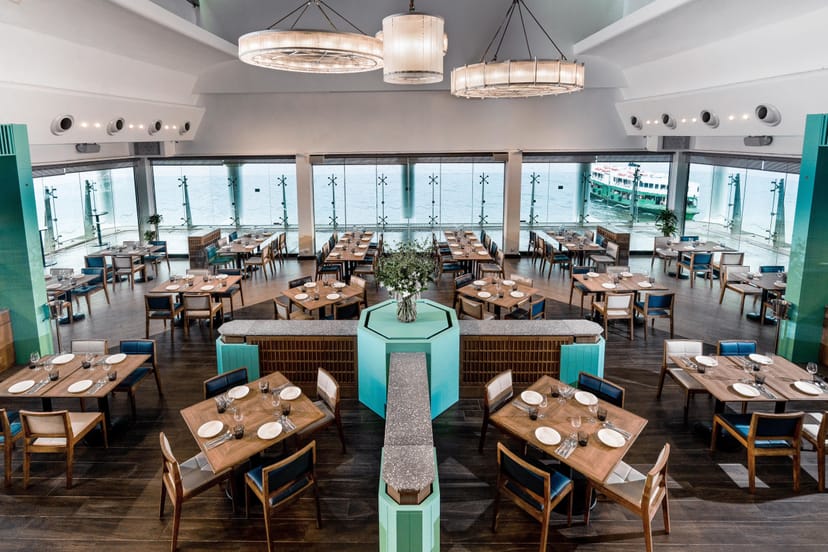 Watermark Hong Kong harbor-view venue, perfect for corporate luncheons and gala dinners.
