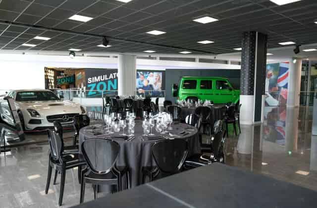 AMG Performance Floor