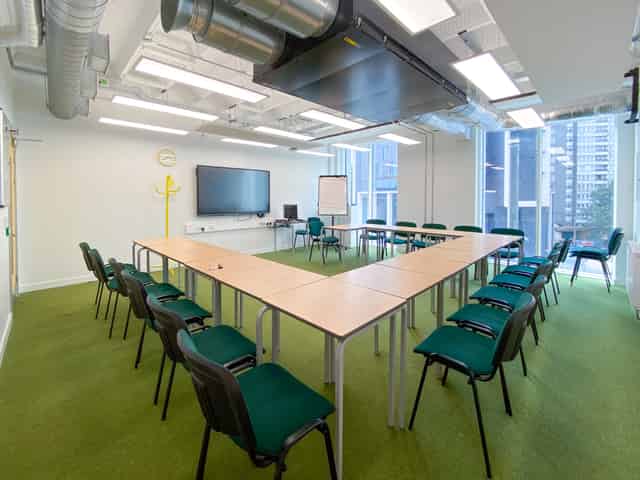Classroom / Meeting room