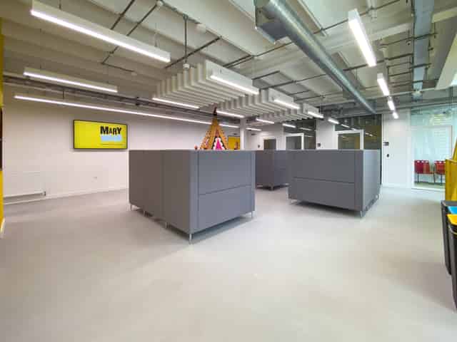Classroom / Meeting room