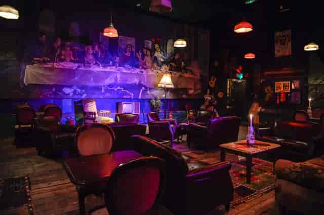 Alt tag: Unique event space at The Studio in Up The Creek, cozy atmosphere for gatherings.