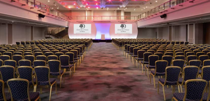 DoubleTree by Hilton Brighton Metropole