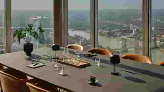 8 Bishopsgate