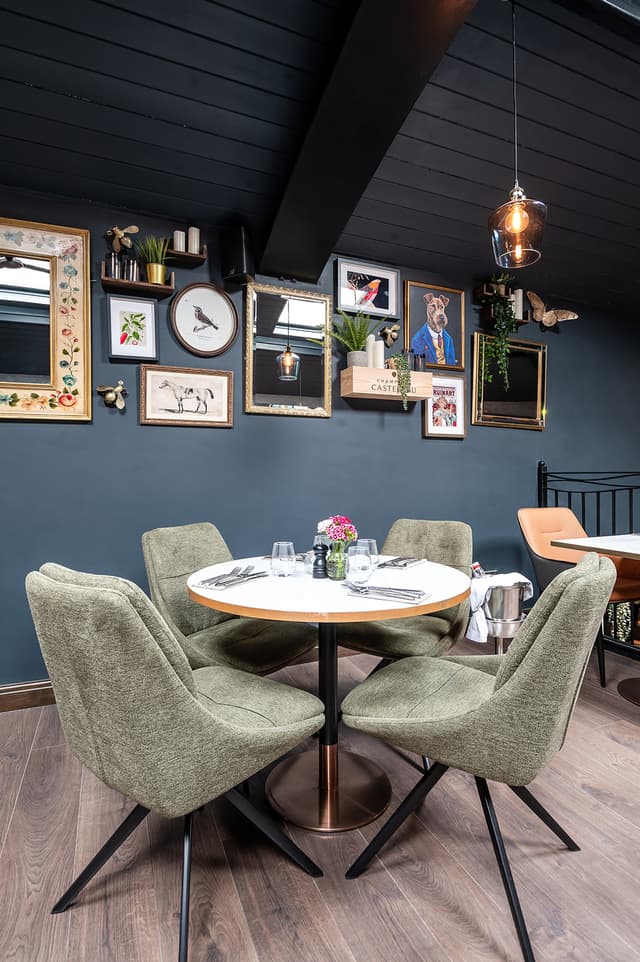 Owen's Kitchen & Bar