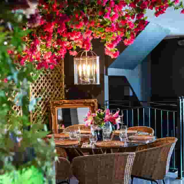 Owen's Kitchen & Bar