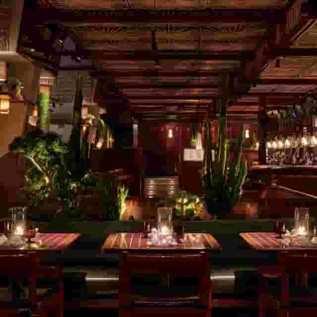 Ōmí Lounge