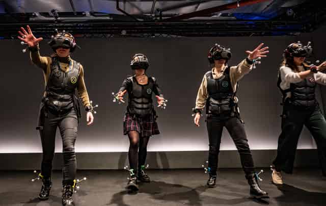 VR Holodecks